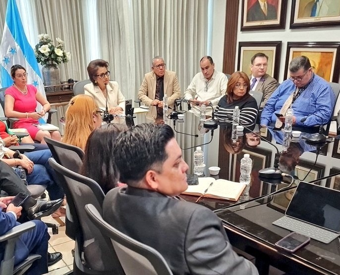 Poder Judicial anuncia aumento salarial del 7% para servidores judiciales en 2025